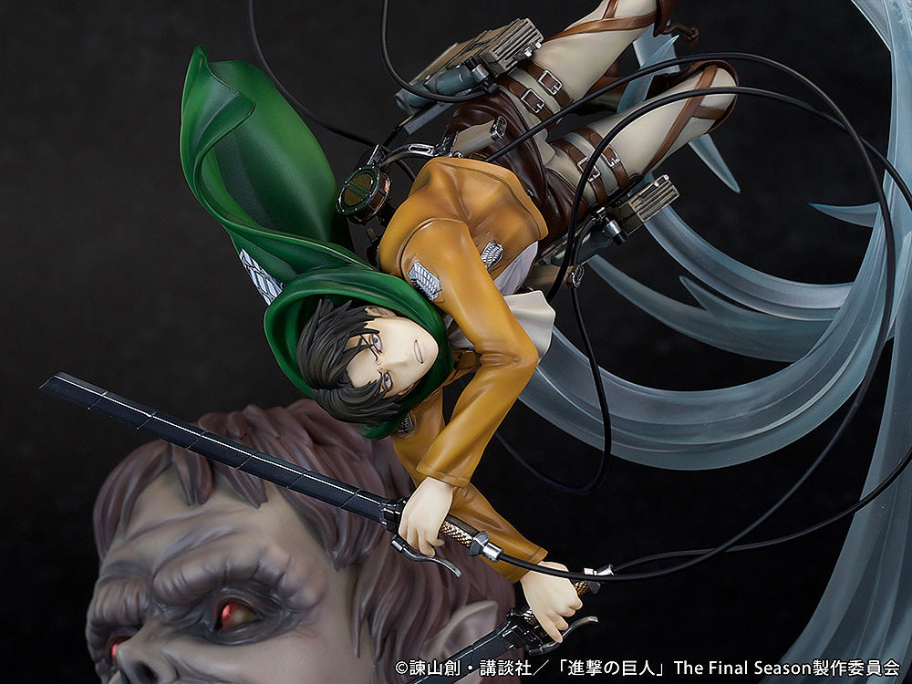 Attack on Titan - Scale Figure "Levi vs Beast Titan ver."