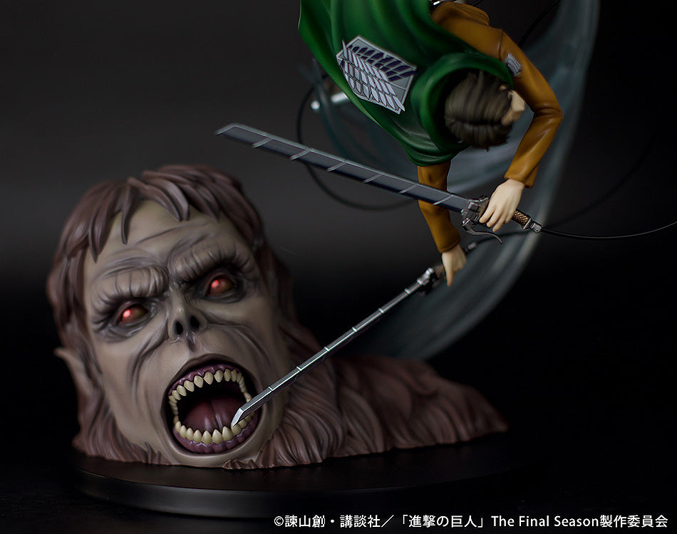 Attack on Titan - Scale Figure "Levi vs Beast Titan ver."