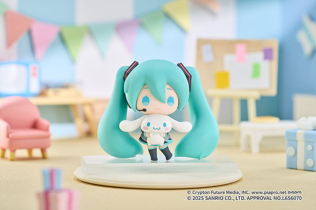 Collectible Figure Hatsune Miku x Cinnamoroll (Boxset)