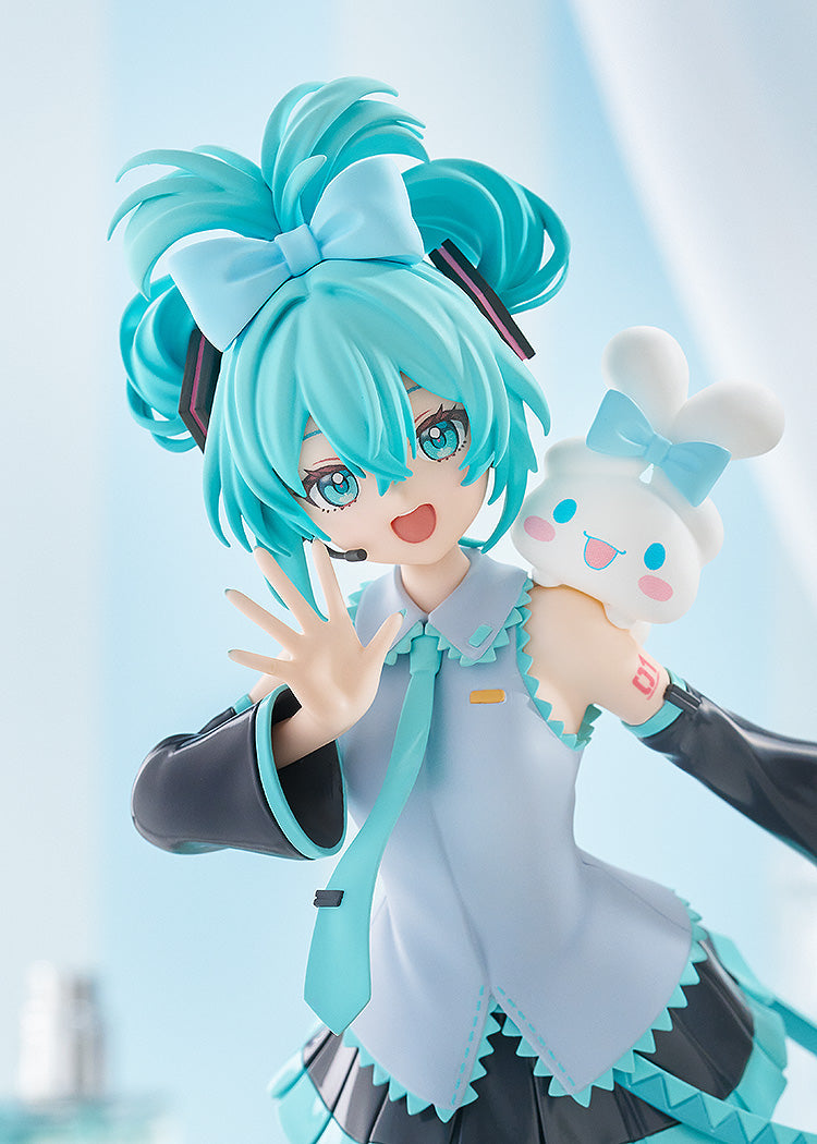 Hatsune Miku x Cinnamoroll - POP UP PARADE Hatsune Miku: Cinnamoroll Collaboration Ver. L Size Figure