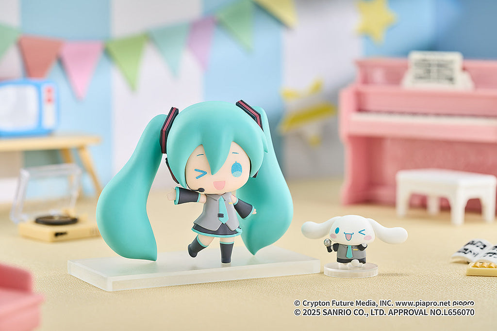 Collectible Figure Hatsune Miku x Cinnamoroll (Boxset)