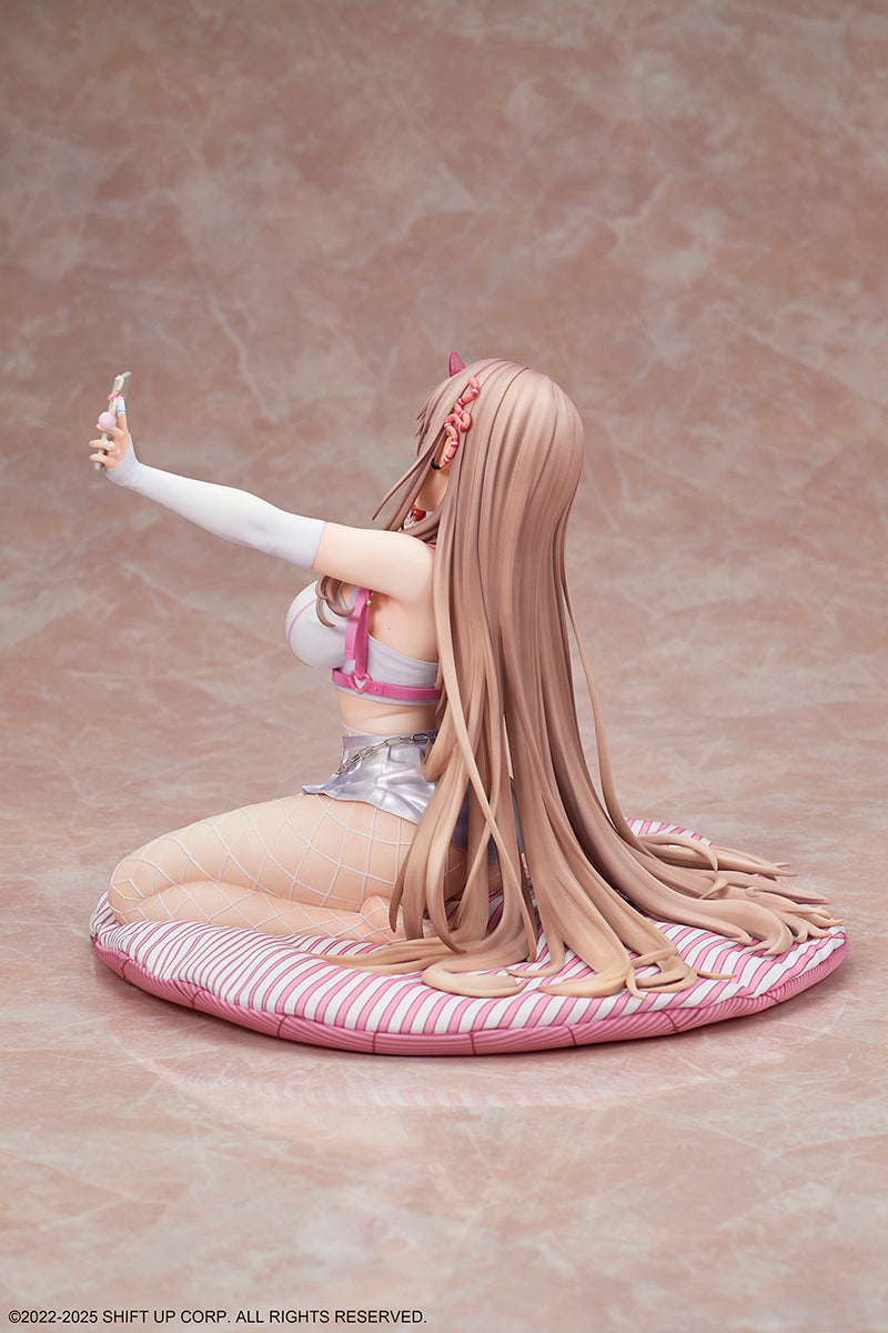 GODDESS OF VICTORY: NIKKE - Viper 1/4 Complete Figure 1/4 Scale Figure
