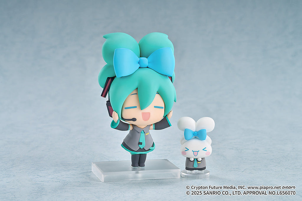 Hatsune Miku x Cinnamoroll Chibi Figure
