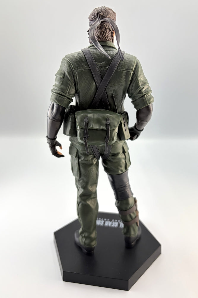METAL GEAR SOLID Δ: SNAKE EATER - figure collection NAKED SNAKE