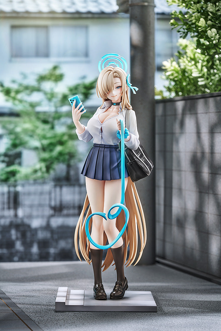 Blue Archive - Asuna (School): Memorial Lobby Ver. 1/7 Scale Figure