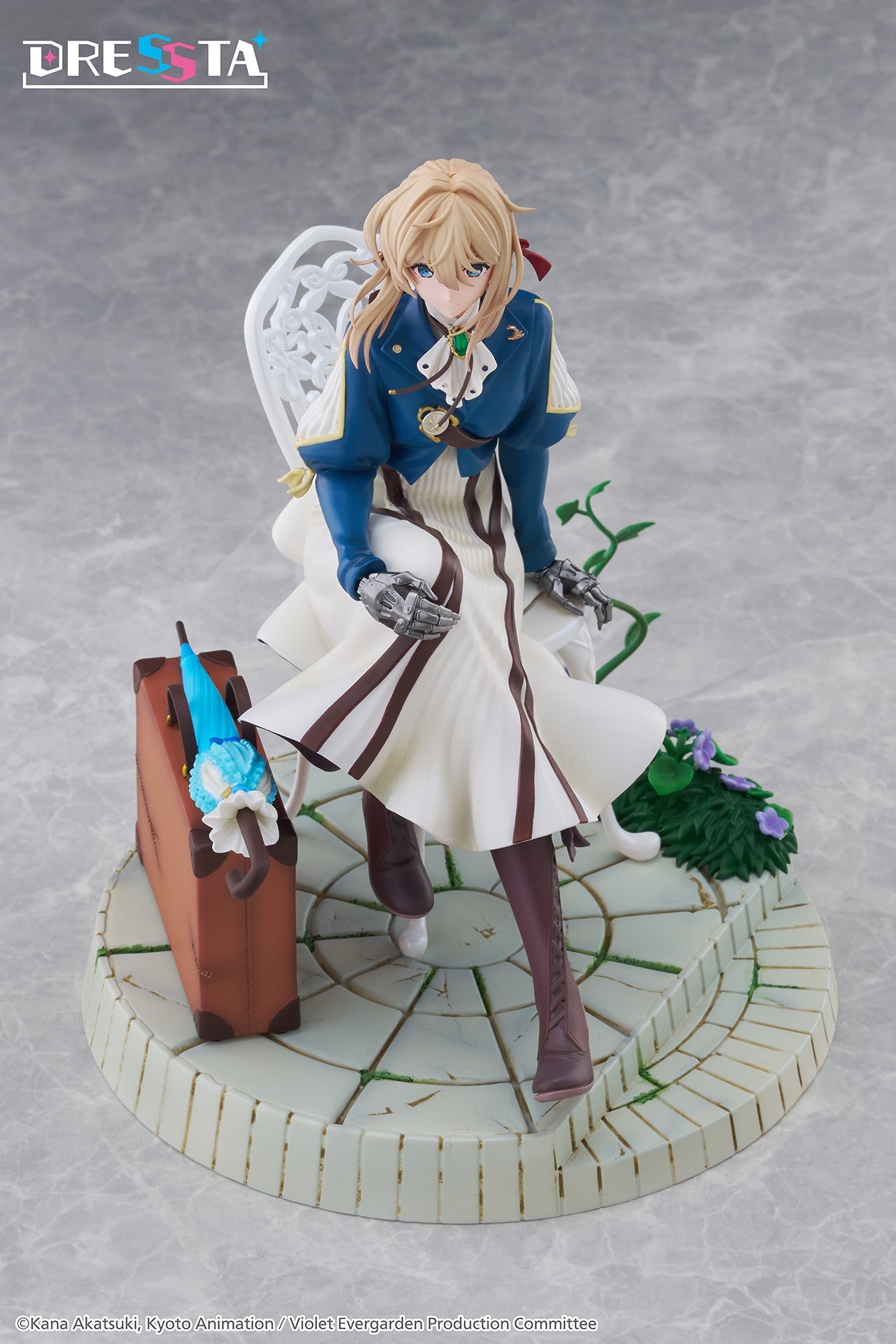 Violet Evergarden - DRESSTA Statue Figure - Violet Evergarden