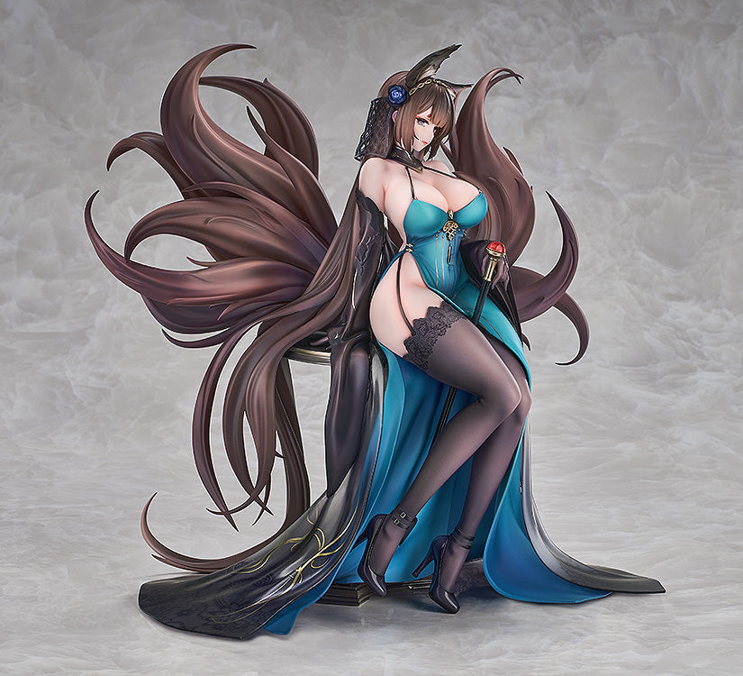Azur Lane - Amagi: Throne of Fallen Petals Ver. 1/7 Scale Figure