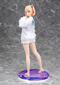 Lyoris Recoil - Chisato Nishikigi: Oversized Sweatshirt Ver. 1/7 Scale Figure
